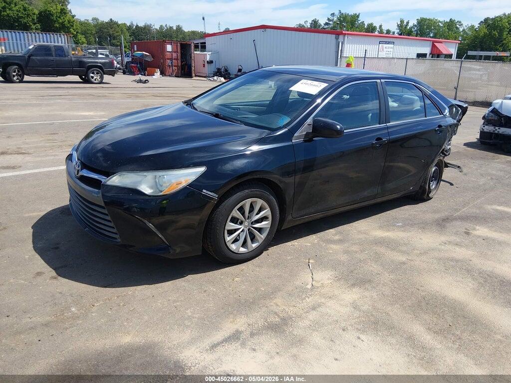 4T1BF1FK6GU126822 2016 TOYOTA CAMRY photo no. 2