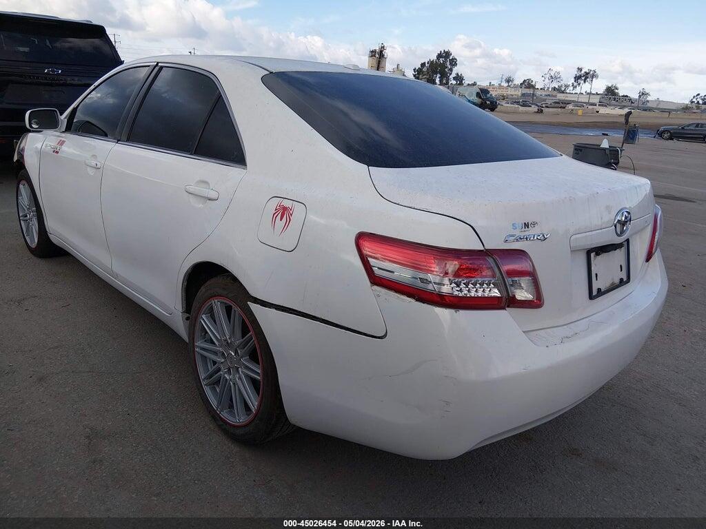 4T1BF3EK0BU709392 2011 TOYOTA CAMRY photo no. 3