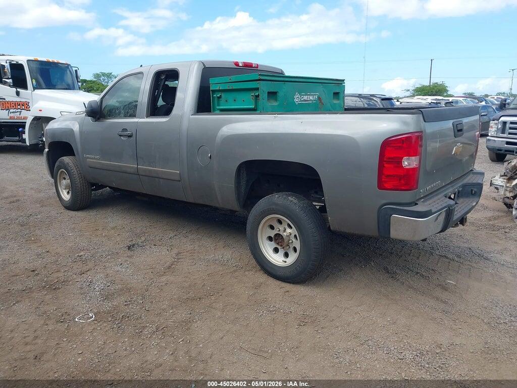 1GCHC29K08E107137 2008 CHEVROLET SILVERADO 2500HD photo no. 3