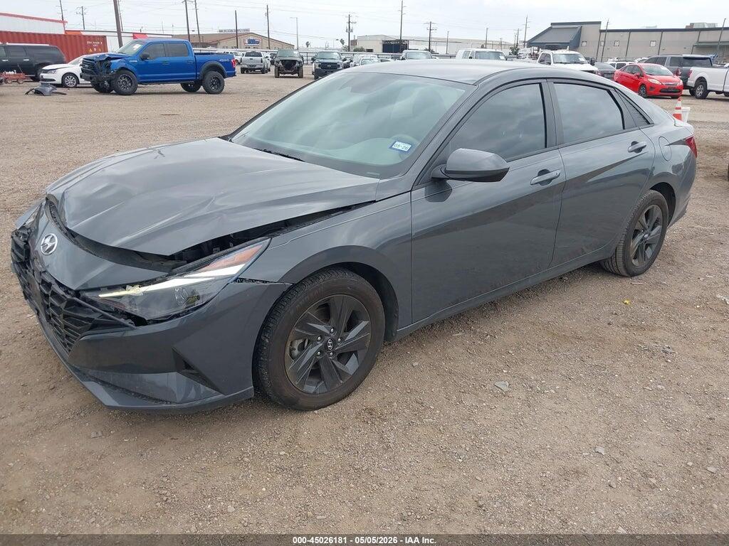 KMHLM4AG7PU587123 2023 HYUNDAI ELANTRA photo no. 2