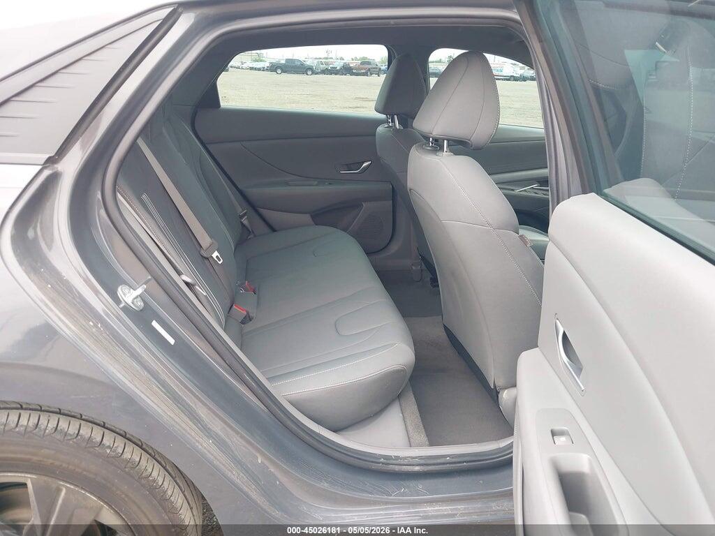 KMHLM4AG7PU587123 2023 HYUNDAI ELANTRA photo no. 8
