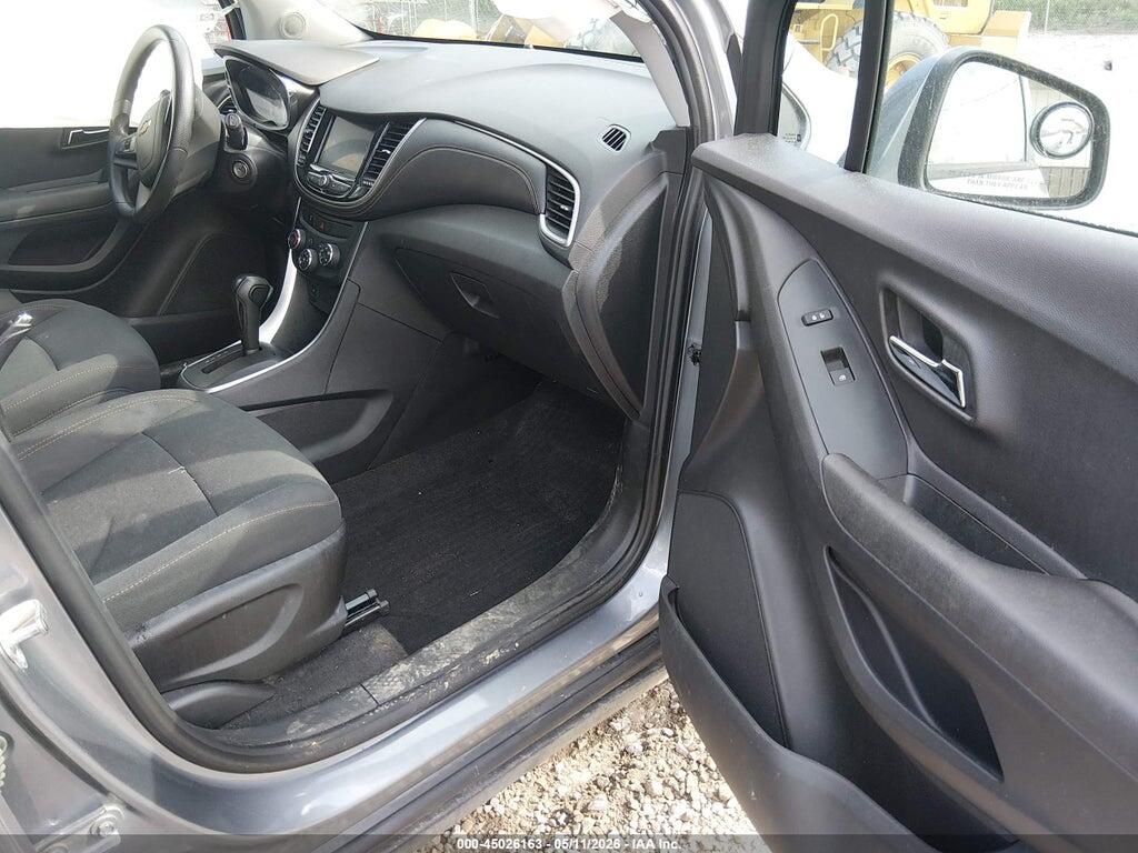 3GNCJKSB5LL185519 2020 CHEVROLET TRAX photo no. 5