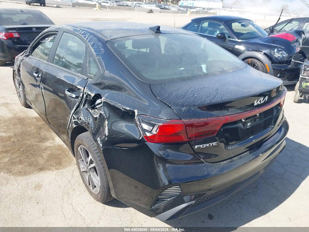 3KPF24AD3PE673198 2023 KIA FORTE photo no. 3