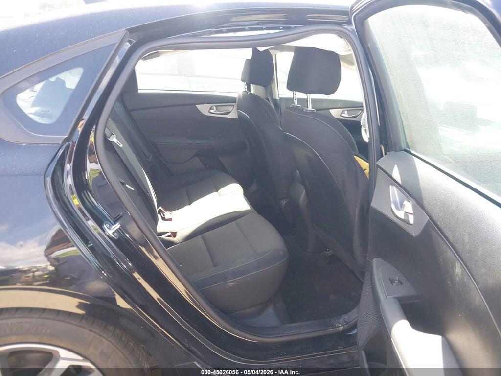 3KPF24AD3PE673198 2023 KIA FORTE photo no. 8