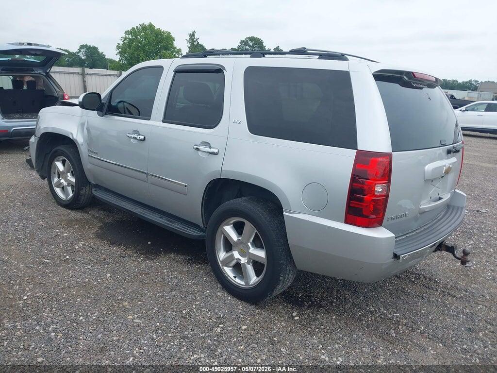 1GNUCCE07AR219352 2010 CHEVROLET TAHOE photo no. 3