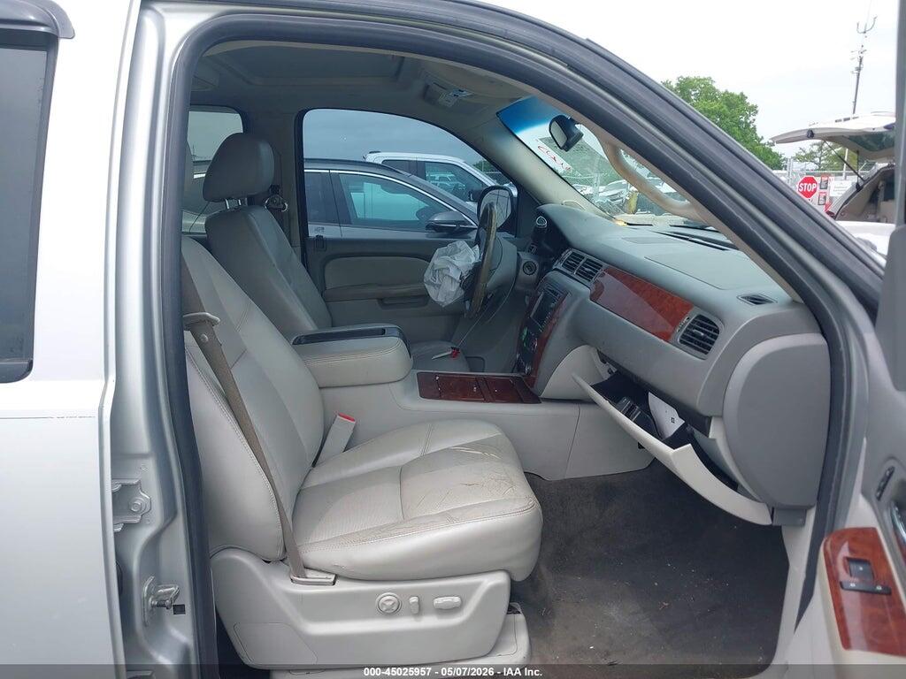 1GNUCCE07AR219352 2010 CHEVROLET TAHOE photo no. 5