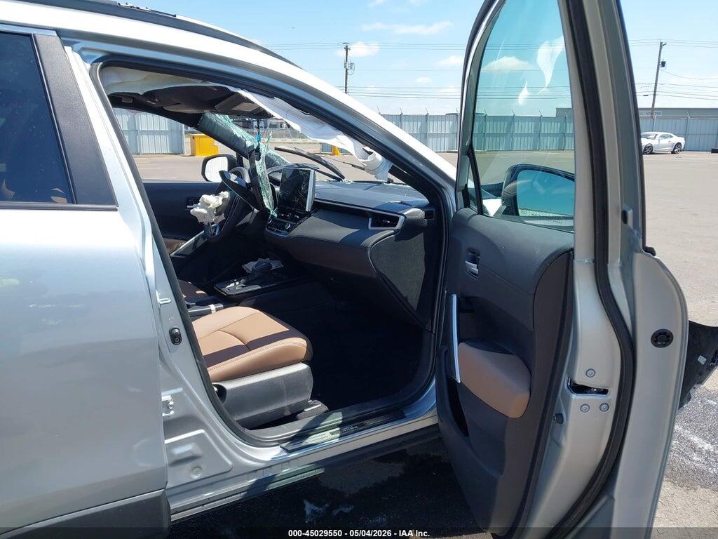 7MUDAABG4TV165295 2026 TOYOTA COROLLA CROSS photo no. 5
