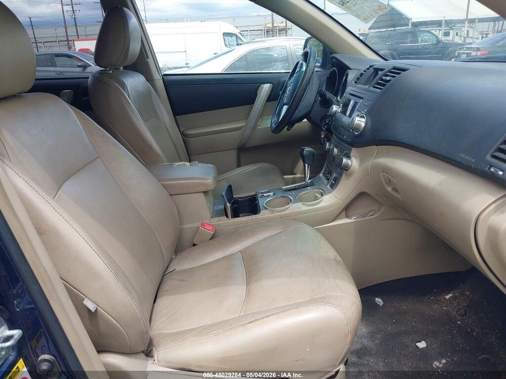 5TDZK3EH1BS038452 2011 TOYOTA HIGHLANDER photo no. 5