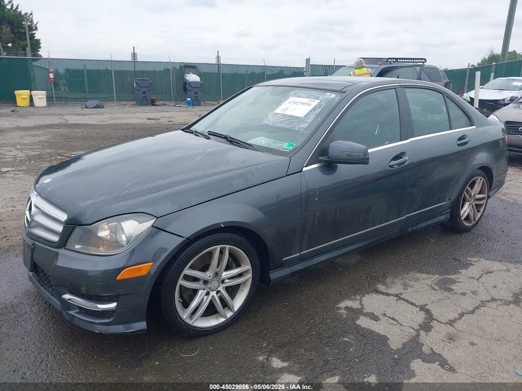 WDDGF8AB6DR296709 2013 MERCEDES-BENZ C 300 photo no. 2
