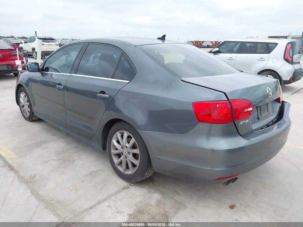 3VWDX7AJ5DM436968 2013 VOLKSWAGEN JETTA photo no. 3