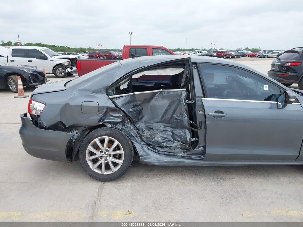 3VWDX7AJ5DM436968 2013 VOLKSWAGEN JETTA photo no. 6