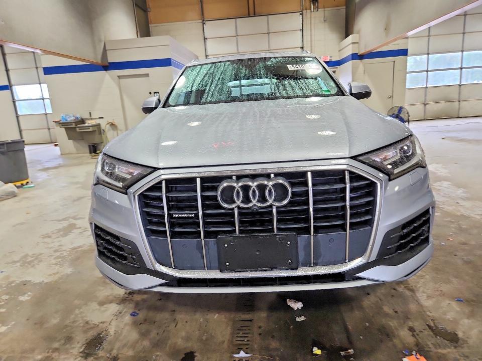 2022 AUDI Q7 PREMIUM — Фото 5 из 13