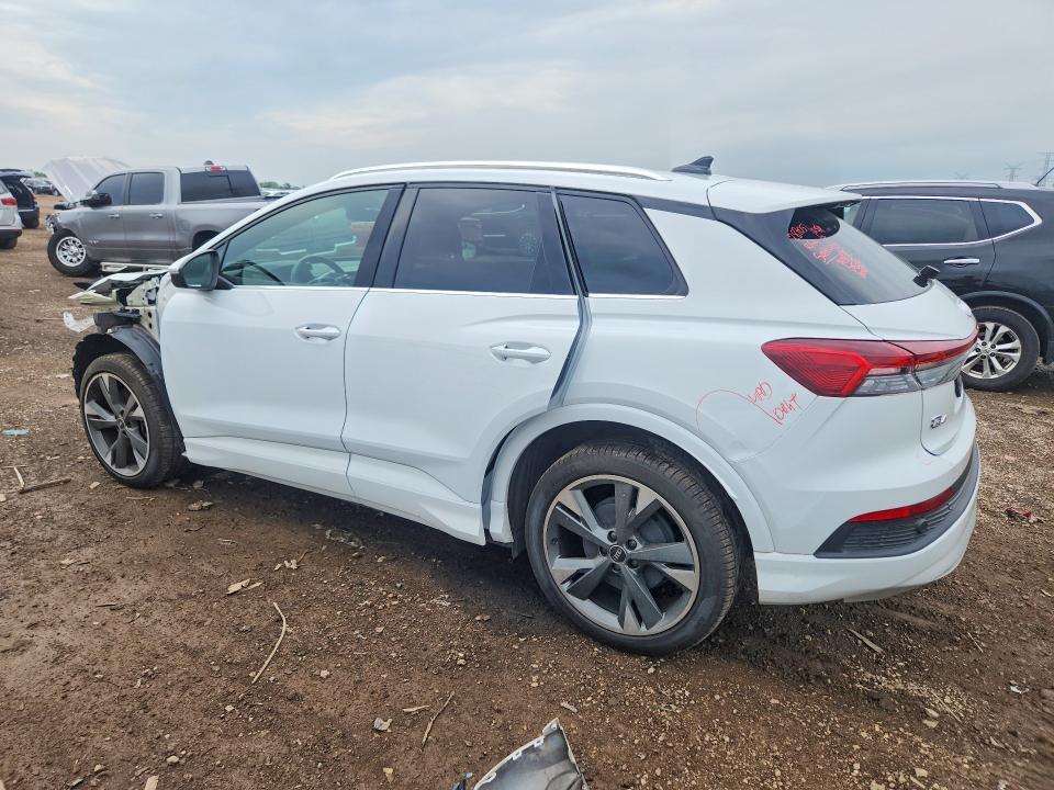 2022 AUDI Q4 E-TRON PREMIUM PLUS — Фото 2 из 13