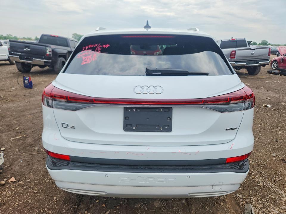 2022 AUDI Q4 E-TRON PREMIUM PLUS — Фото 6 из 13