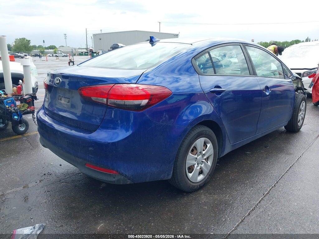 3KPFK4A79HE148934 2017 KIA FORTE photo no. 4