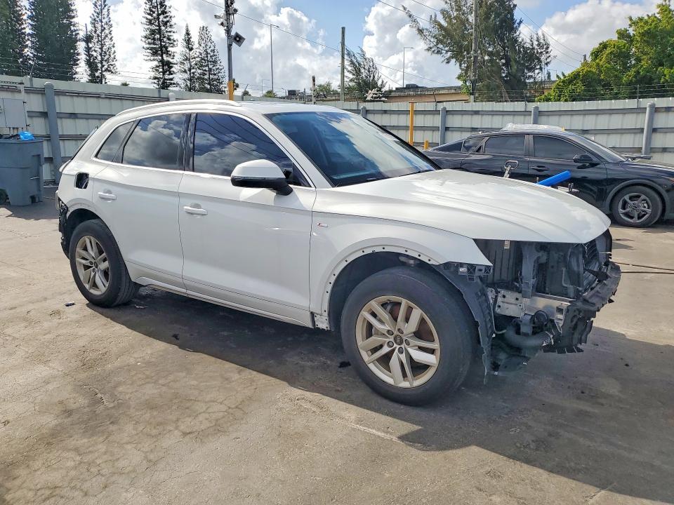 2022 AUDI Q5 PREMIUM 45 — Фото 4 из 13