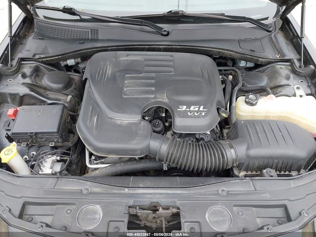 2C3CCAKG6GH304917 2016 CHRYSLER 300C photo no. 10