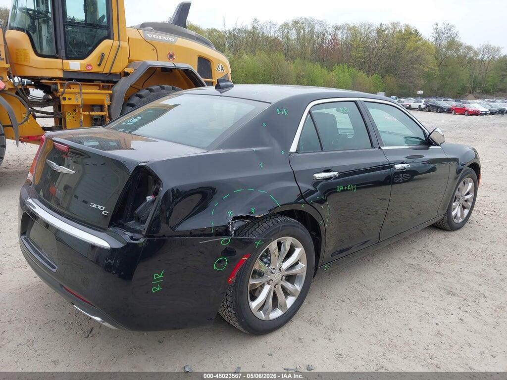 2C3CCAKG6GH304917 2016 CHRYSLER 300C photo no. 4