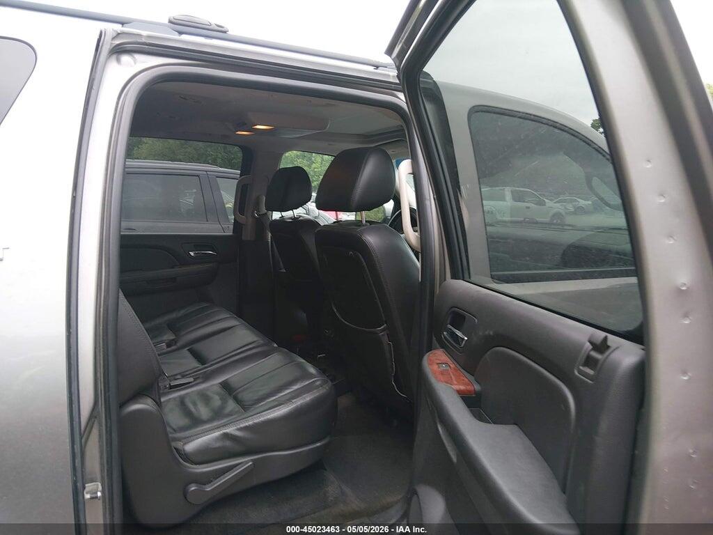 1GNFK263X9R207125 2009 CHEVROLET SUBURBAN 1500 photo no. 8