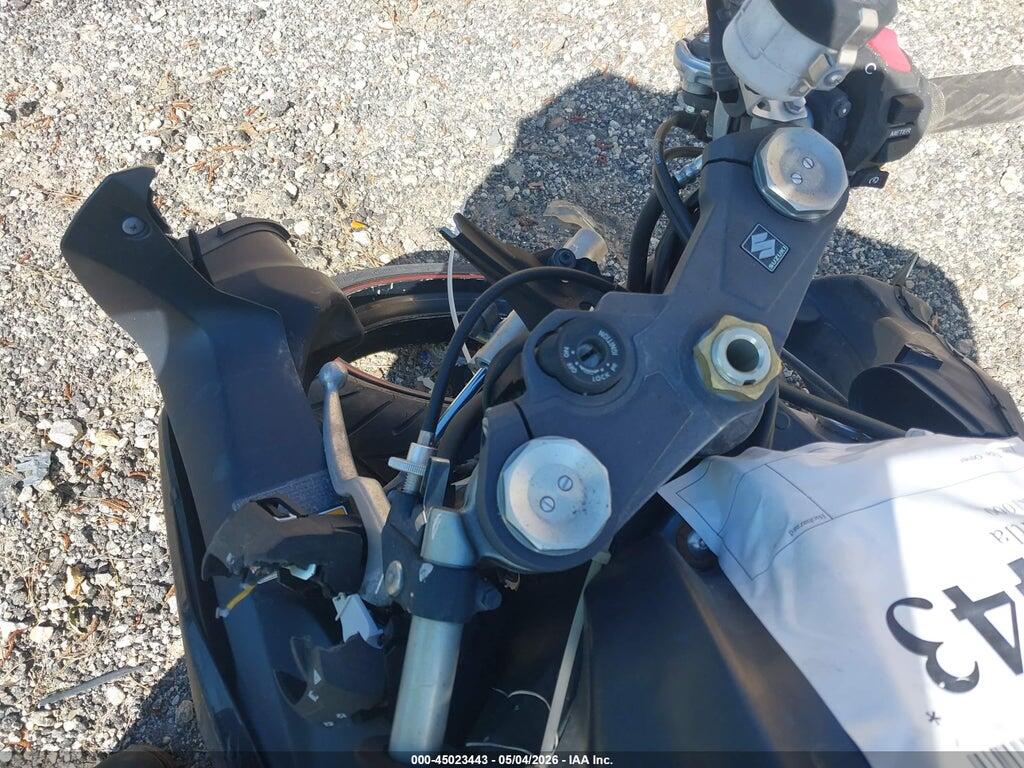 JS1GT78A2C2101510 2012 SUZUKI GSX-R1000 photo no. 7