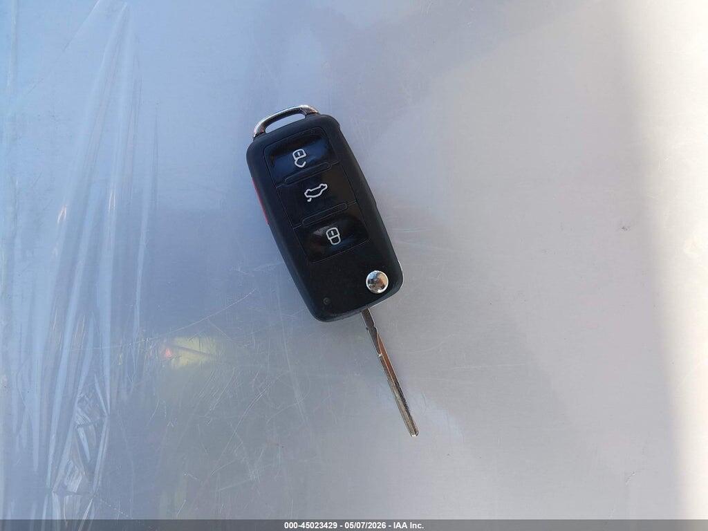 1VWBP7A30CC042111 2012 VOLKSWAGEN PASSAT photo no. 11