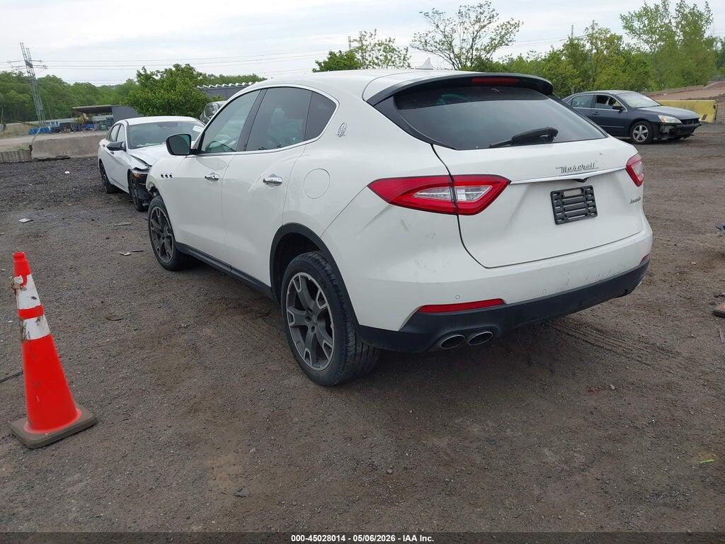 ZN661XUA6HX226922 2017 MASERATI LEVANTE photo no. 3