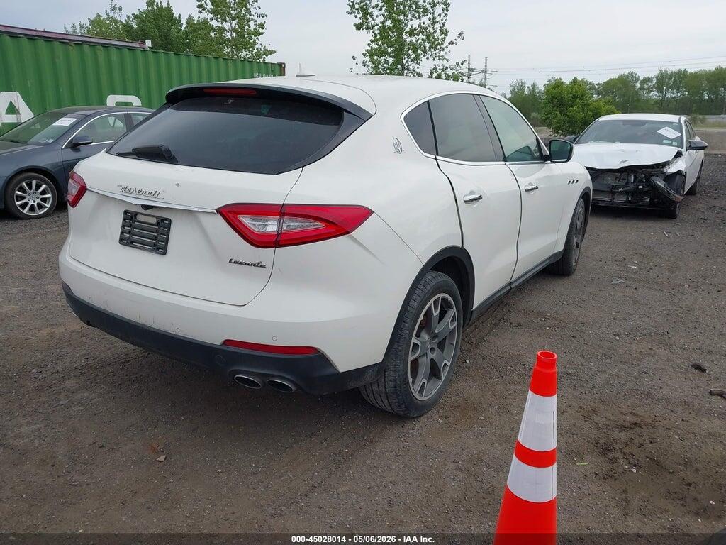 ZN661XUA6HX226922 2017 MASERATI LEVANTE photo no. 4
