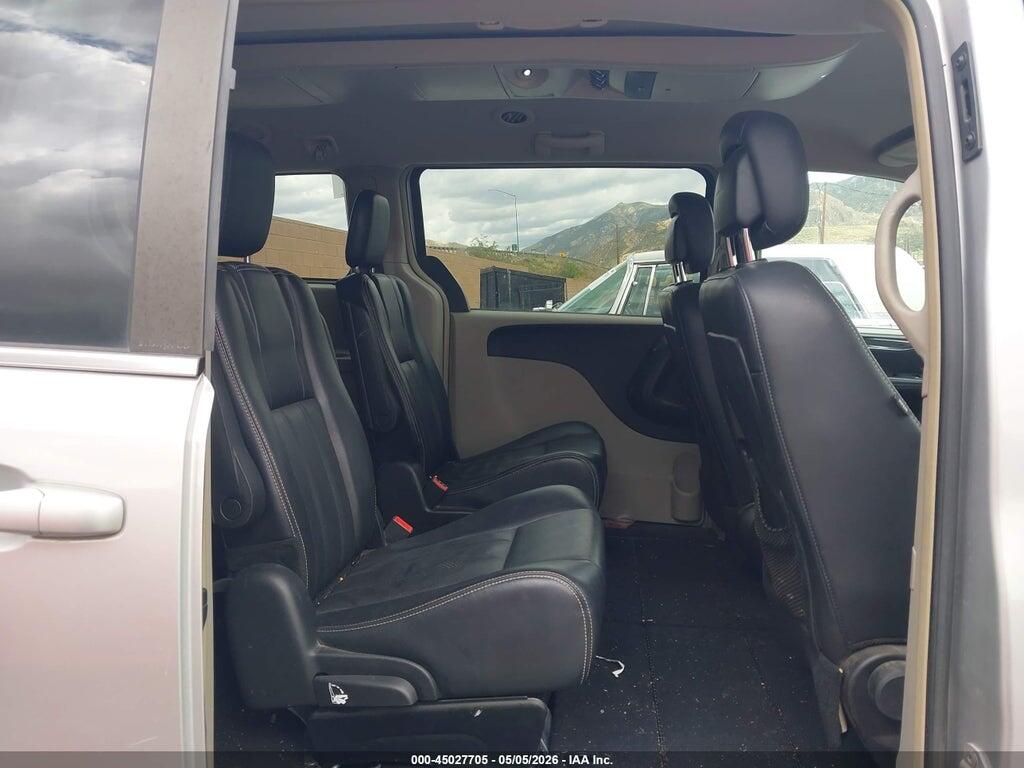 2C4RC1BG5CR300190 2012 CHRYSLER TOWN & COUNTRY photo no. 8