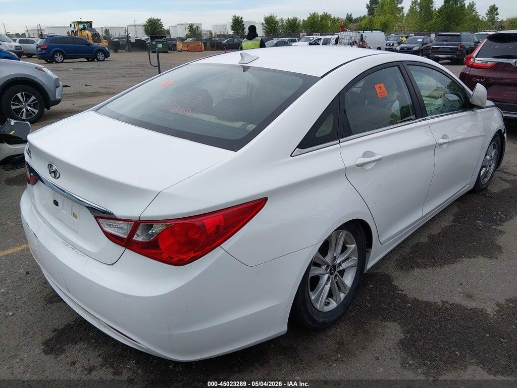 5NPEB4AC9DH708935 2013 HYUNDAI SONATA photo no. 4