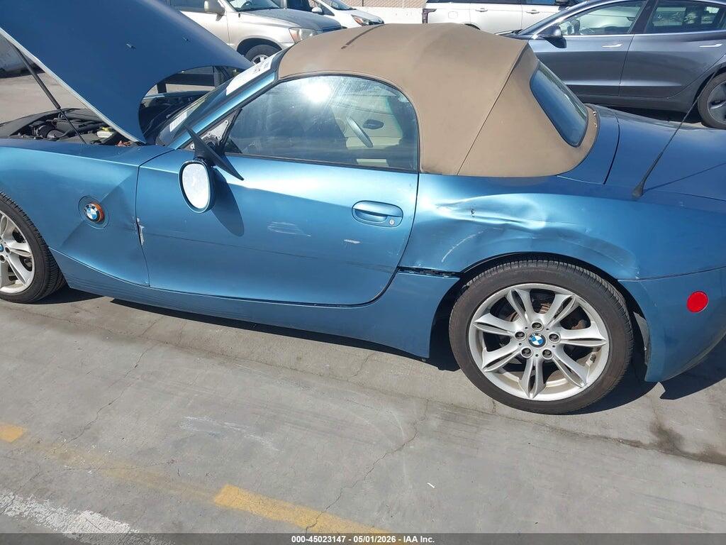 4USBT53443LU06050 2003 BMW Z4 photo no. 6