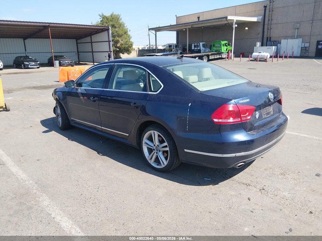 1VWBV7A37FC057117 2015 VOLKSWAGEN PASSAT photo no. 3