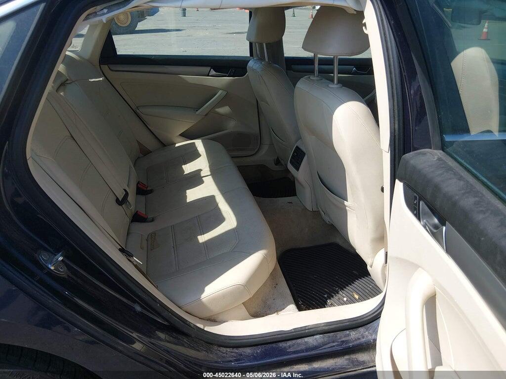 1VWBV7A37FC057117 2015 VOLKSWAGEN PASSAT photo no. 8