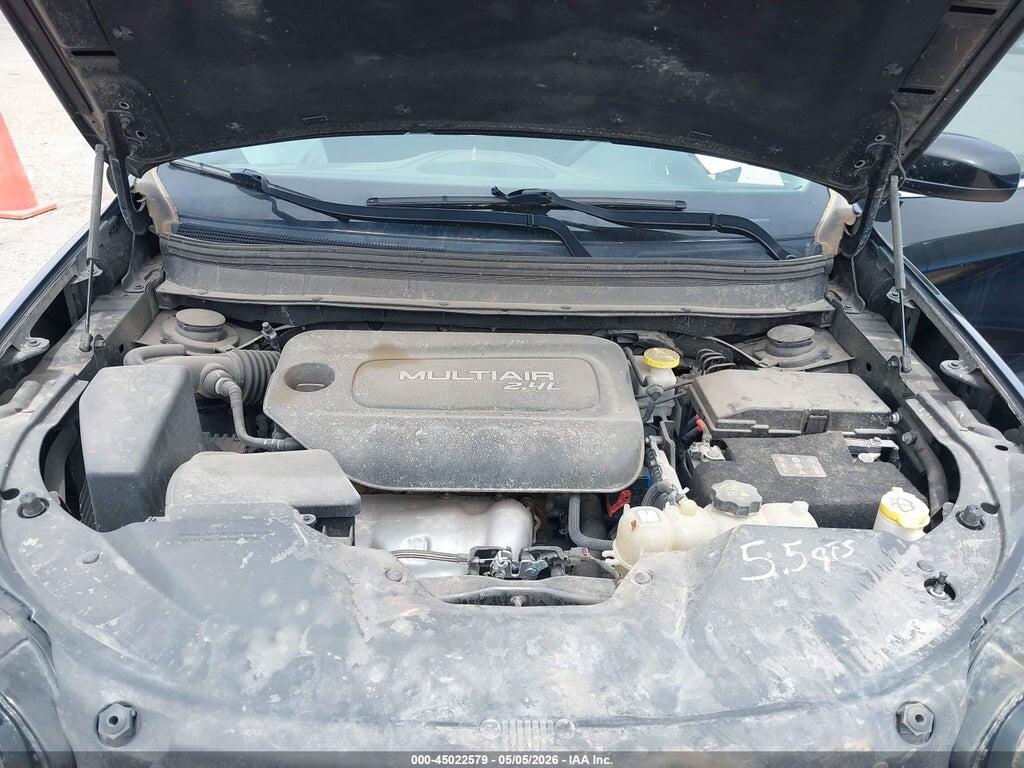 1C4PJMCB8KD192795 2019 JEEP CHEROKEE photo no. 10