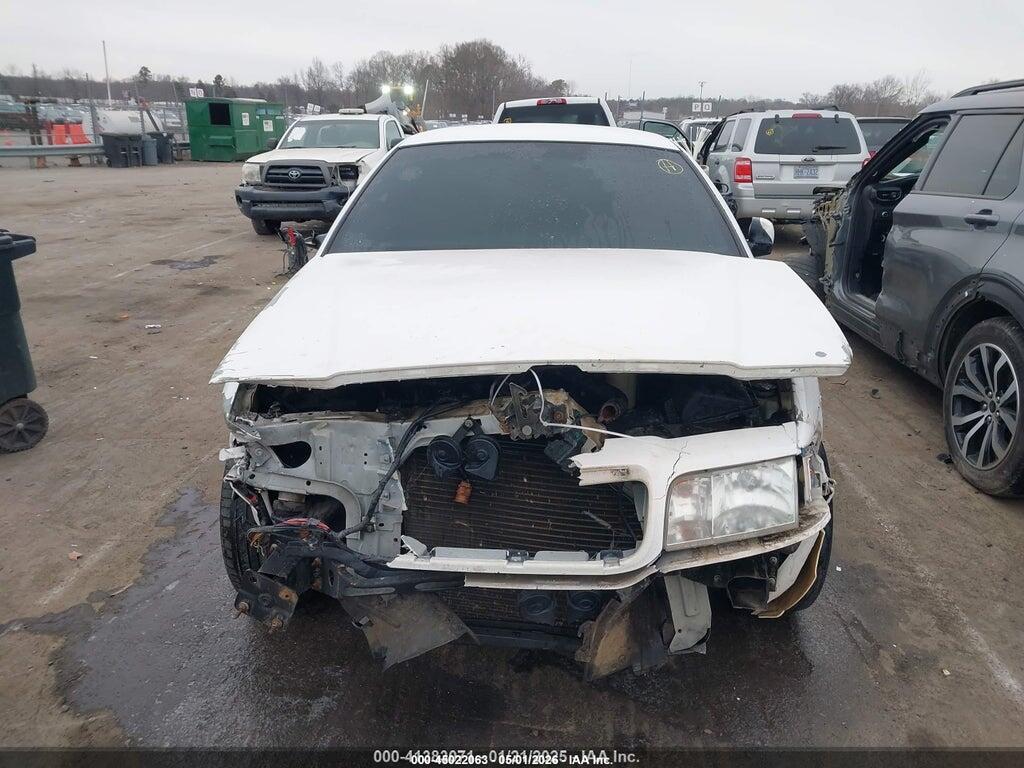 2FAFP71W61X168414 2001 FORD CROWN VICTORIA photo no. 12