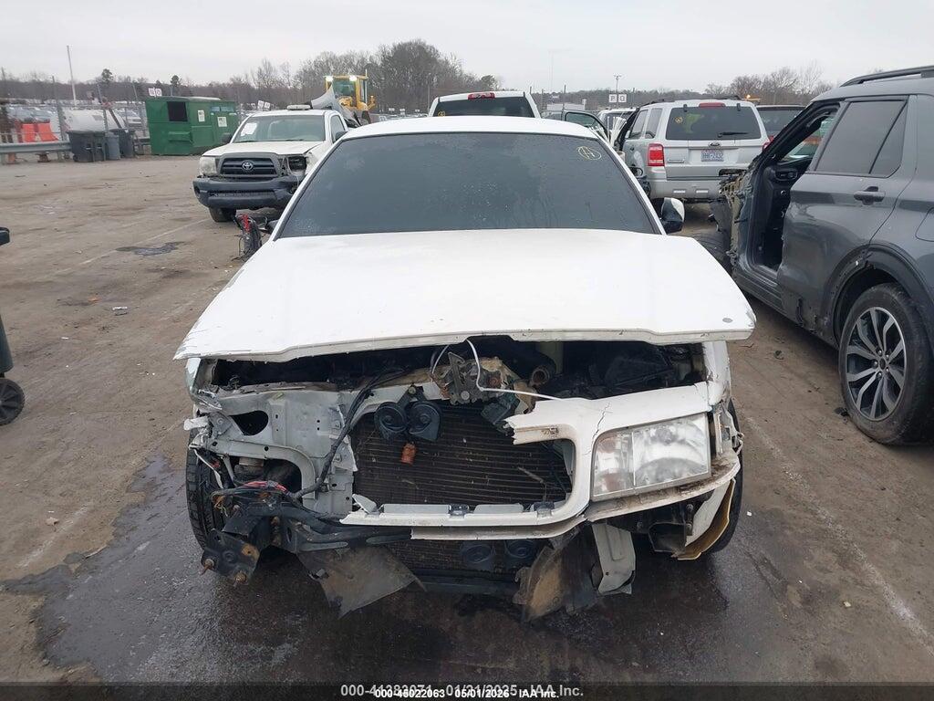 2FAFP71W61X168414 2001 FORD CROWN VICTORIA photo no. 6