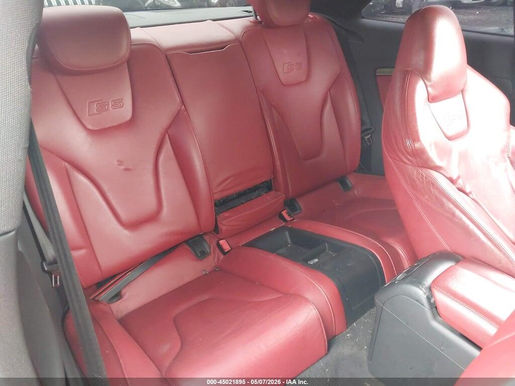 WAUCVAFR1AA061697 2010 AUDI S5 photo no. 8