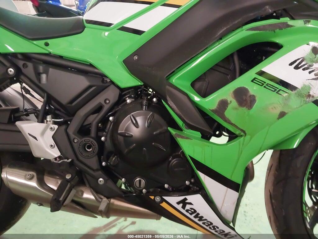 ML5EXEP12SDAE5135 2025 KAWASAKI EX650 photo no. 8