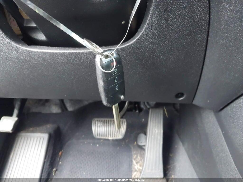 5XYPG4A35KG475621 2019 KIA SORENTO photo no. 11
