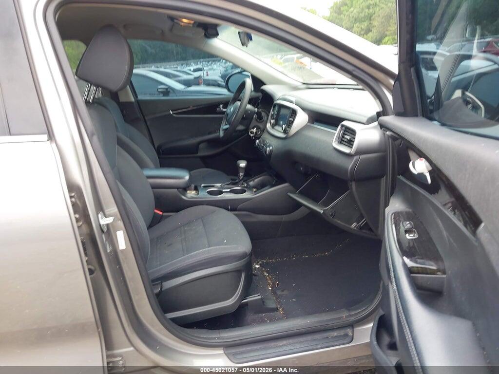 5XYPG4A35KG475621 2019 KIA SORENTO photo no. 5
