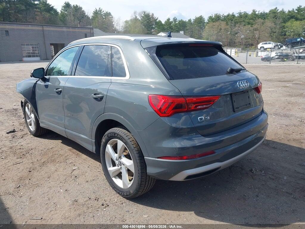 WA1AECF37L1049729 2020 AUDI Q3 photo no. 3