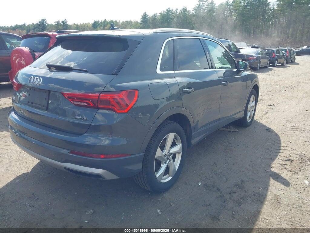 WA1AECF37L1049729 2020 AUDI Q3 photo no. 4
