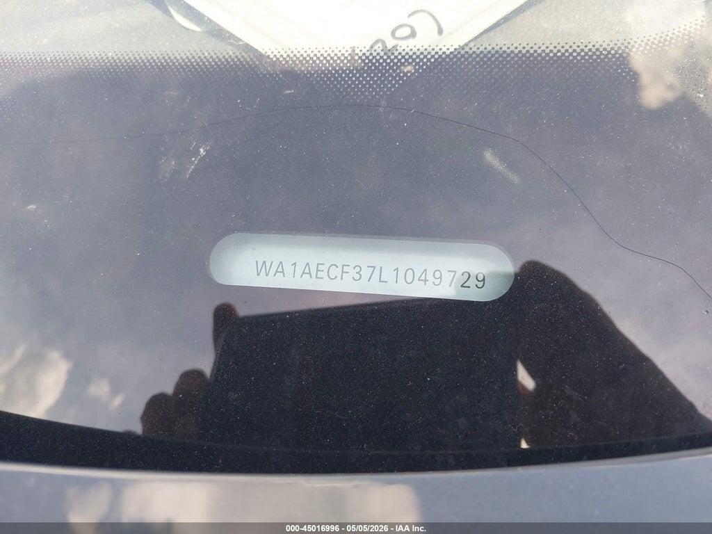 WA1AECF37L1049729 2020 AUDI Q3 photo no. 9