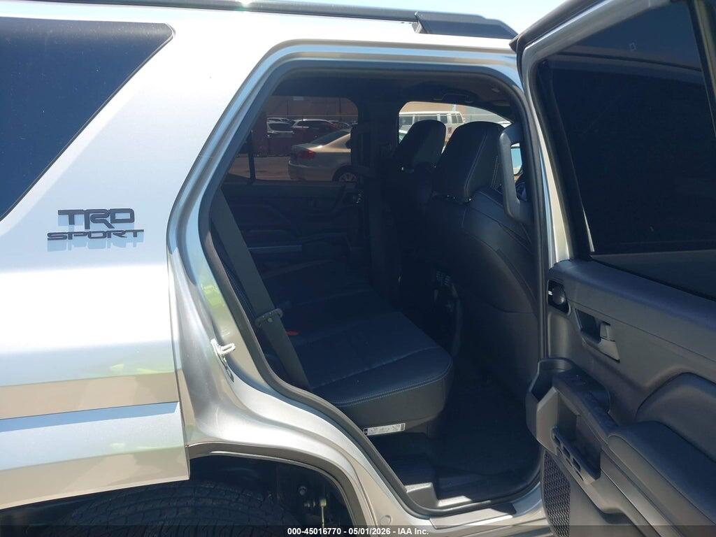 JTEVA5BR6S5063844 2025 TOYOTA 4RUNNER photo no. 8