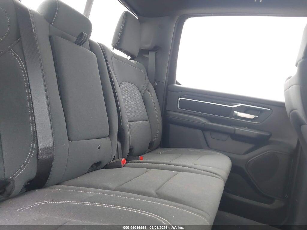 1C6SRFFT9TN302663 2026 RAM 1500 photo no. 8