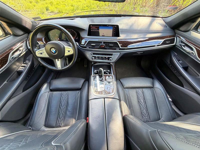 2022 BMW 740 XI — Фото 9 из 14