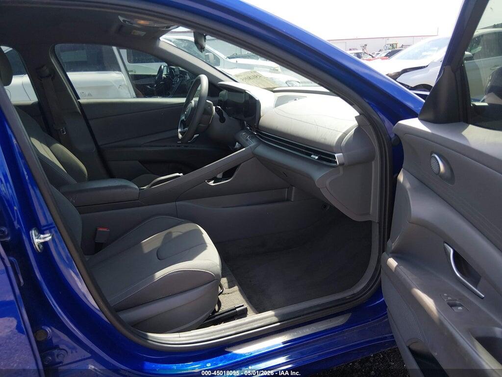 KMHLM4DG8RU701404 2024 HYUNDAI ELANTRA photo no. 5