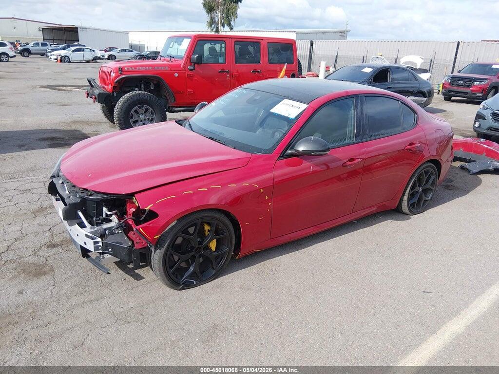 ZARFAMBN0L7633218 2020 ALFA ROMEO GIULIA photo no. 2