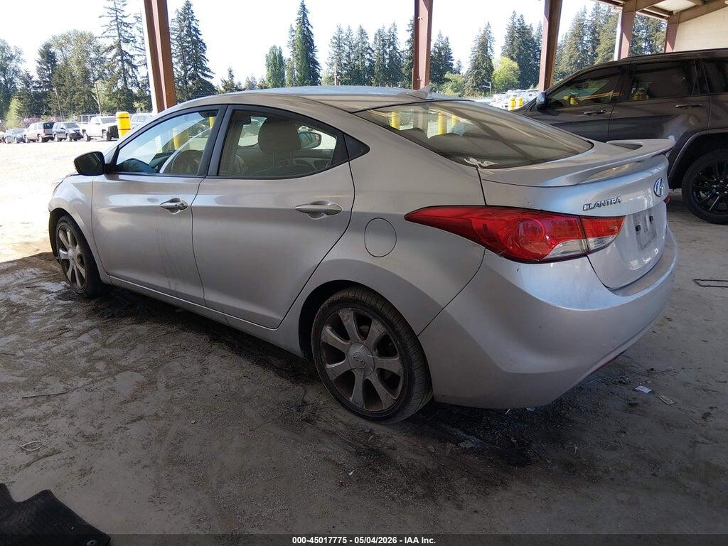 KMHDH4AE4DU864040 2013 HYUNDAI ELANTRA photo no. 3