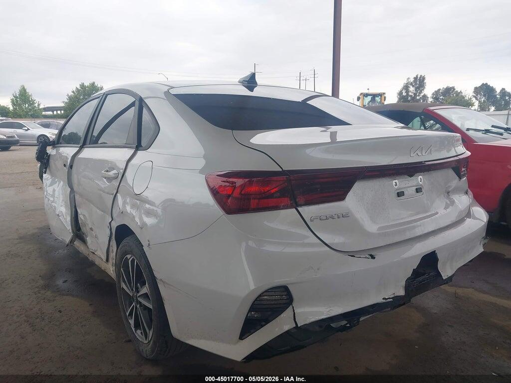 3KPF24AD3RE766855 2024 KIA FORTE photo no. 3