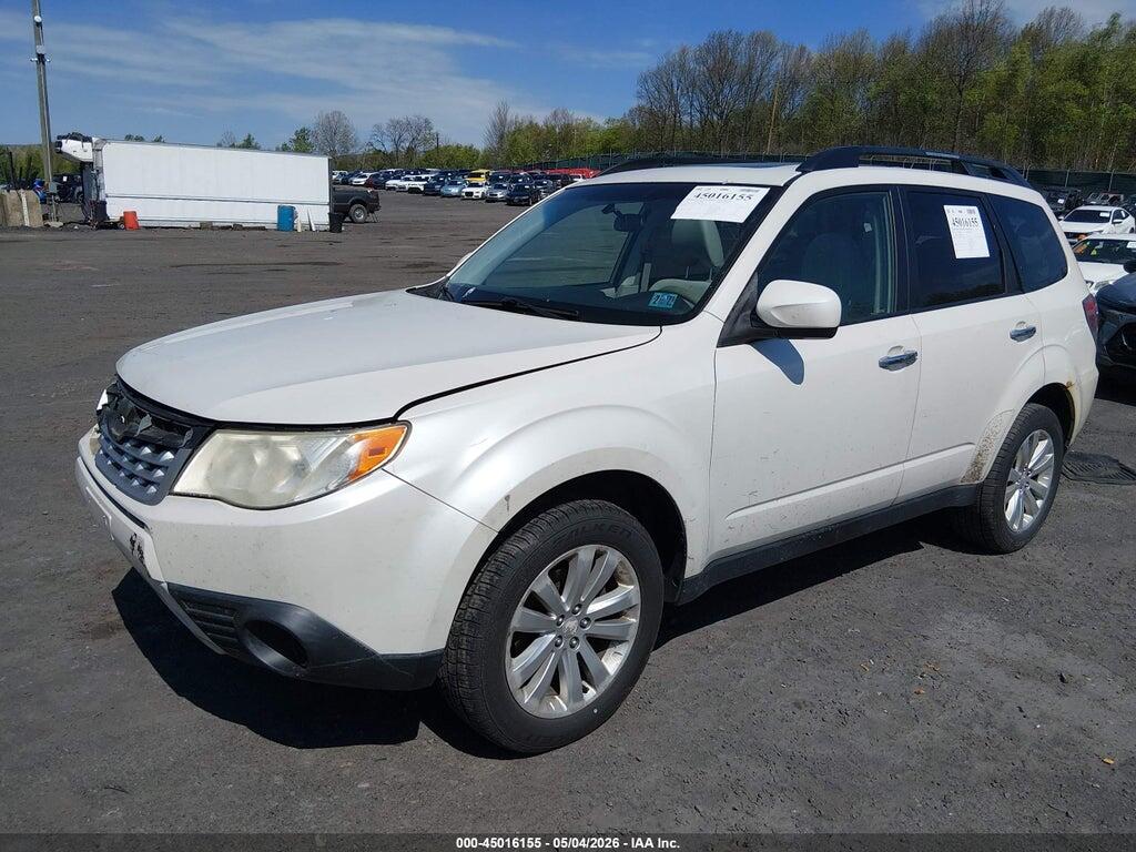 JF2SHACC5DH442228 2013 SUBARU FORESTER photo no. 2